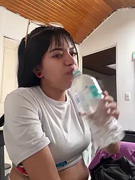 angie rousse  online show from 27, 11, 2025