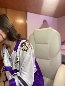 Ninfa pink online show from 17, 12, 2025