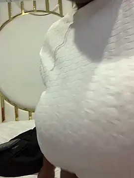 Candy Brown69 online show from 28, 10, 2025