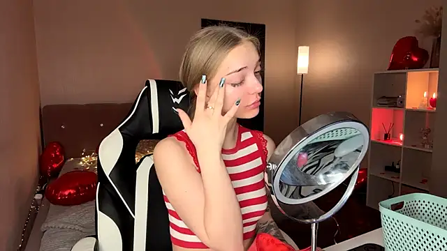 EvaPeace online show from 14, 2, 2026