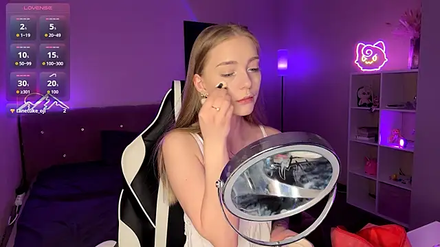 EvaPeace online show from 12, 4, 2026