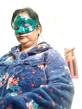 Honey-26 online show from 2, 12, 2025