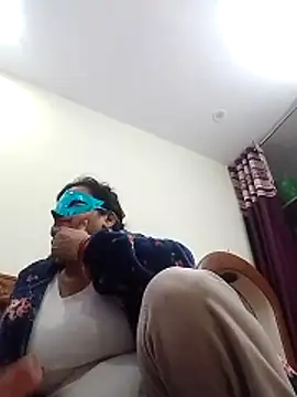 Honey-26 online show from 27, 11, 2025