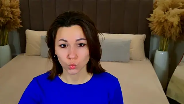 EdenSolis online show from 26, 2, 2026