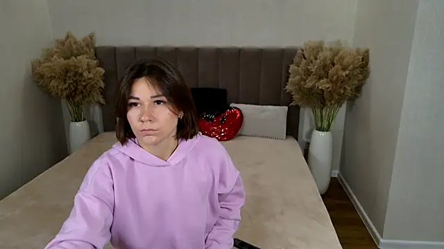 EdenSolis online show from 28, 10, 2025