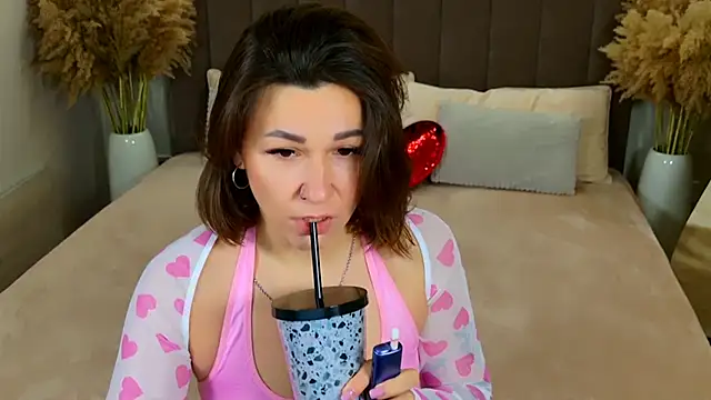 EdenSolis online show from 9, 1, 2026