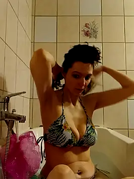 labellerose online show from 17, 12, 2025