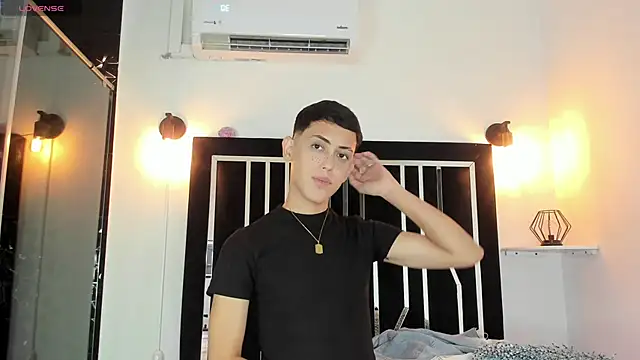 Iam criss09 online show from 14, 10, 2025