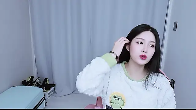 Snapshot of MISA_02 chatting on 18, 12, 2025 MISA 02 online show from 18, 12, 2025