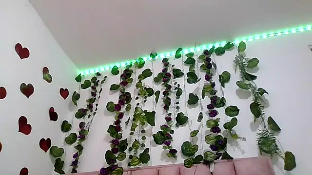 abby moss 2 online show from 16, 4, 2026