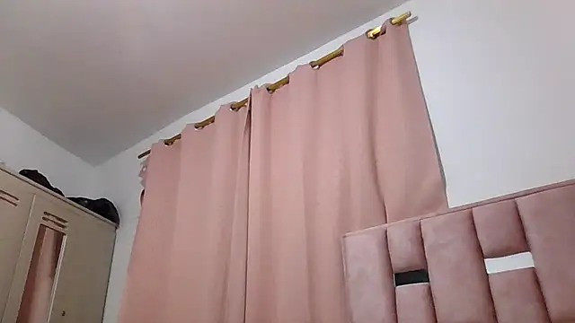 abby moss 2 online show from 19, 12, 2025