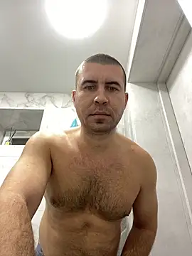 AronMode online show from 1, 12, 2025