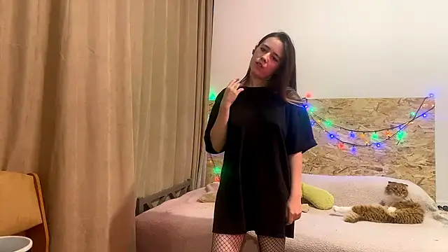 Snapshot of OrdinaIPit chatting on 17, 11, 2025 OrdinaIPit online show from 17, 11, 2025