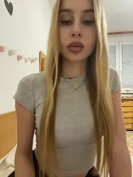 Snapshot of RemyStyles chatting on 1, 2, 2026 RemyStyles online show from 1, 2, 2026