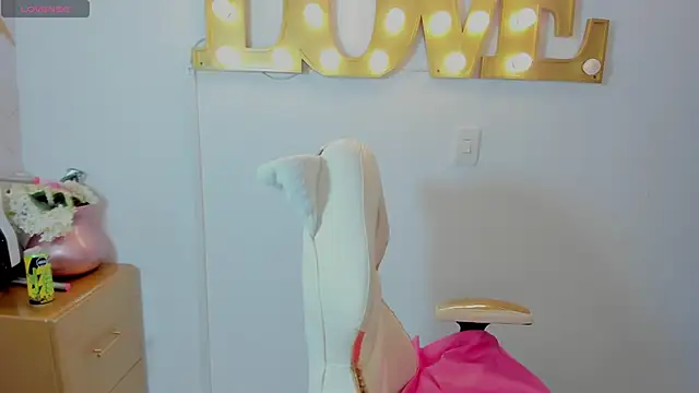 adara sweet20 online show from 28, 11, 2025