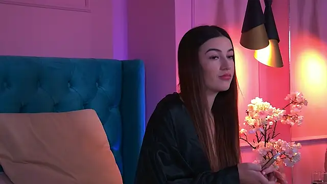 TaliaMorenne online show from 24, 10, 2025