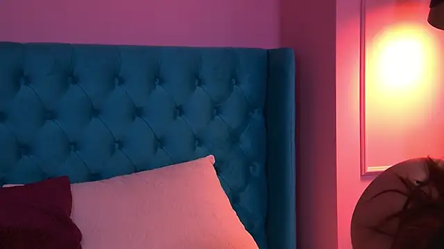 TaliaMorenne online show from 12, 10, 2025