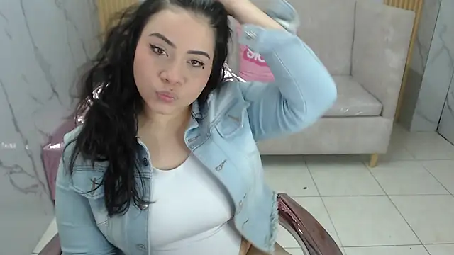 Scarlettt s online show from 13, 10, 2025