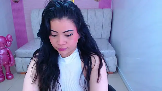 Scarlettt s online show from 7, 11, 2025