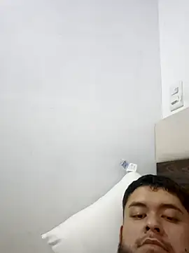 Snapshot of rich_ryx chatting on 14, 12, 2025 rich ryx online show from 14, 12, 2025