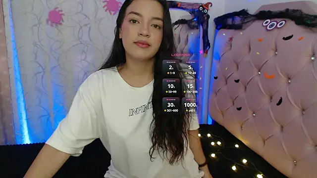 beauty lana18 online show from 4, 11, 2025