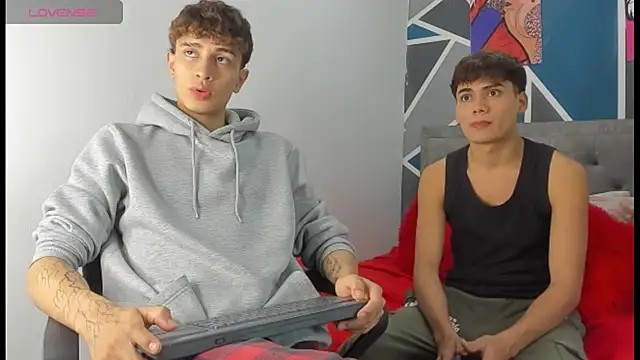 Douglas Lux online show from 19, 12, 2025