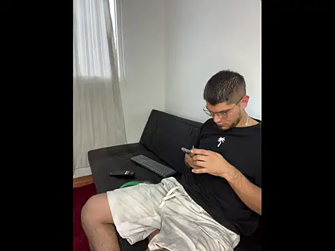 mirallesandbig online show from 11, 1, 2026