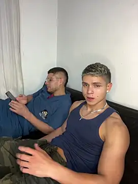 mirallesandbig online show from 8, 11, 2025