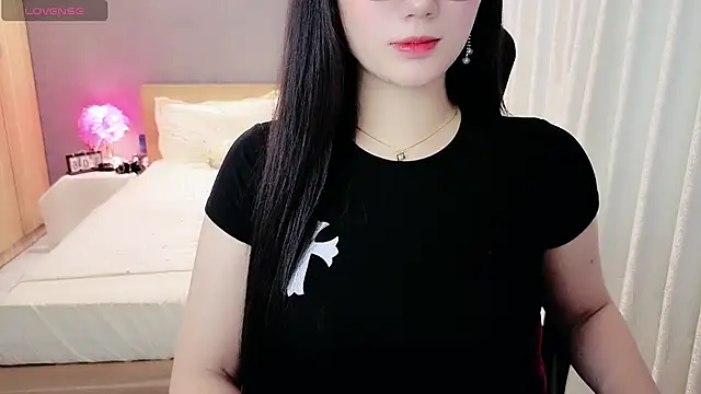 Xuka2594 online show from 10, 4, 2026