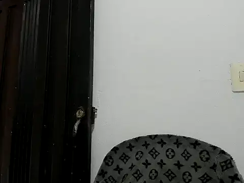 Snapshot of sarita-moree chatting on 5, 12, 2025 sarita-moree online show from 5, 12, 2025