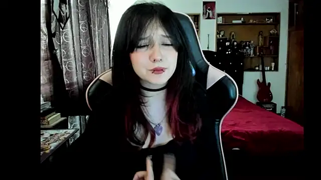 Maki Zein  online show from 23, 4, 2026