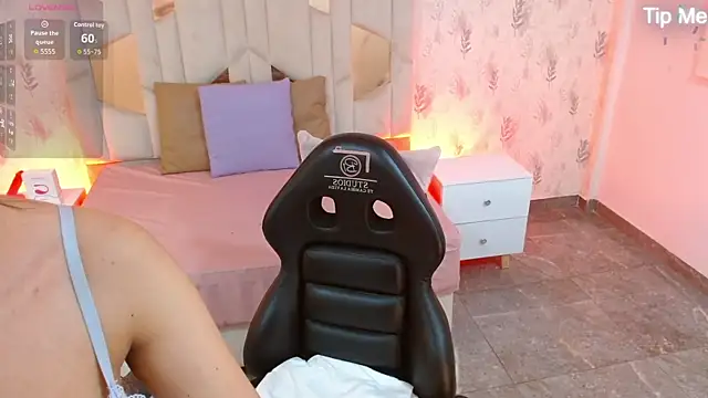 MARIANA TAY1 online show from 23, 10, 2025