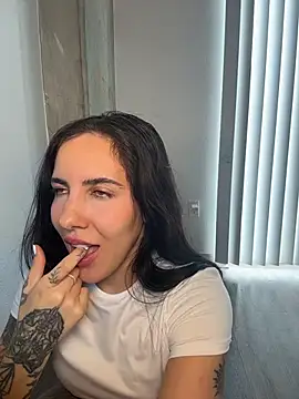 Lolathebaddie online show from 24, 3, 2026