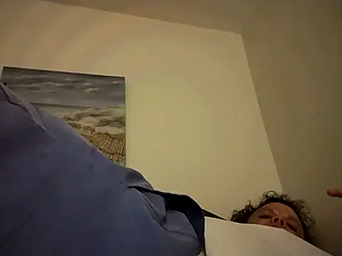 Snapshot of shyguy8569 chatting on 26, 11, 2025 shyguy8569 online show from 26, 11, 2025