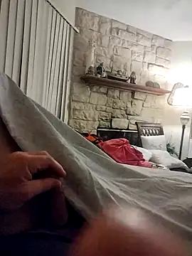 Snapshot of shyguy8569 chatting on 28, 11, 2025 shyguy8569 online show from 28, 11, 2025