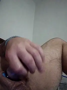 Snapshot of shyguy8569 chatting on 15, 11, 2025 shyguy8569 online show from 15, 11, 2025