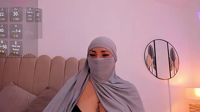  naylaa  online show from 25, 11, 2025