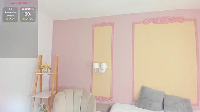  naylaa  online show from 20, 3, 2026