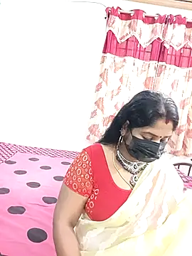 tamil-aunt online show from 8, 1, 2026