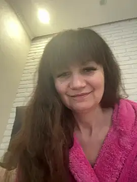 Butterfly8385 online show from 4, 2, 2026