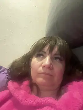 Butterfly8385 online show from 2, 4, 2026