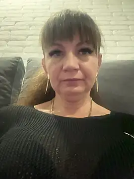 Snapshot of Butterfly8385 chatting on 8, 7, 2026 Butterfly8385 online show from 8, 7, 2026