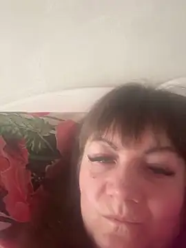 Butterfly8385 online show from 24, 2, 2026