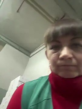 Butterfly8385 online show from 19, 12, 2025