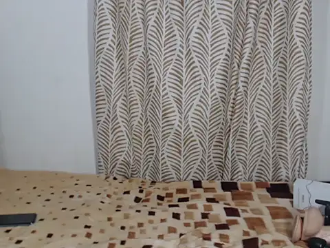 Snapshot of SweetBedroomEyez chatting on 19, 10, 2025 SweetBedroomEyez online show from 19, 10, 2025