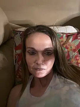 Snapshot of Brooklyn1987 chatting on 10, 10, 2025 Brooklyn1987 online show from 10, 10, 2025