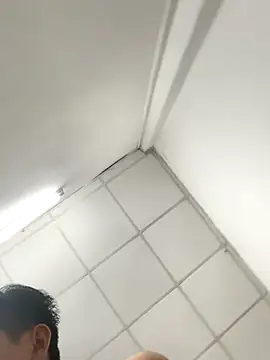 Snapshot of azn_typhoon00 chatting on 3, 12, 2025 azn typhoon00 online show from 3, 12, 2025