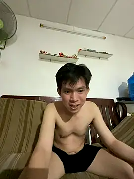 Snapshot of azn_typhoon00 chatting on 2, 11, 2025 azn typhoon00 online show from 2, 11, 2025