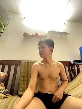 Snapshot of azn_typhoon00 chatting on 18, 10, 2025 azn typhoon00 online show from 18, 10, 2025