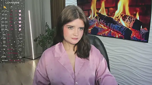 Mori Girll online show from 30, 11, 2025